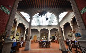 Howard Johnson By Wyndham Morelia Calle Real